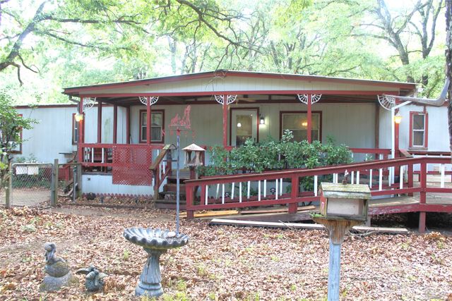 1204 Red Hawk Bay Drive, West Tawakoni, TX 75474