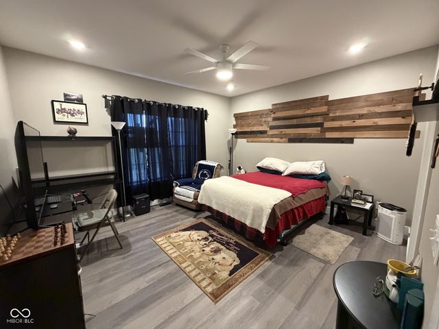 6804 Sunflower Court, Seymour, IN 47274