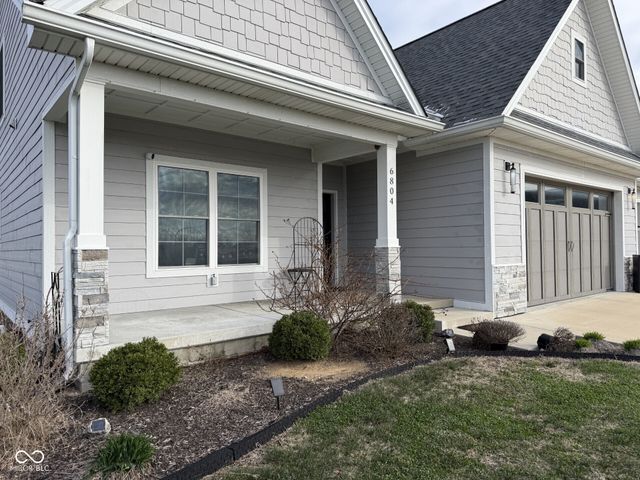 6804 Sunflower Court, Seymour, IN 47274