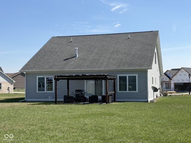 6804 Sunflower Court, Seymour, IN 47274