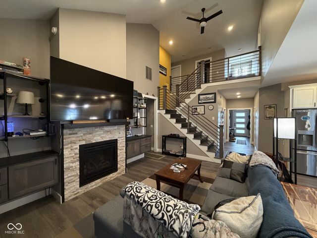 6804 Sunflower Court, Seymour, IN 47274