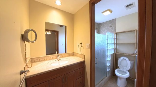 1115 Newport Boulevard, League City, TX 77573