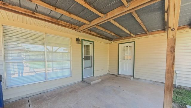 1115 Newport Boulevard, League City, TX 77573