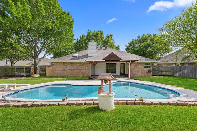 3 Hastings Court, Mansfield, TX 76063