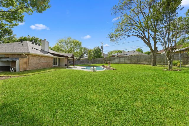 3 Hastings Court, Mansfield, TX 76063