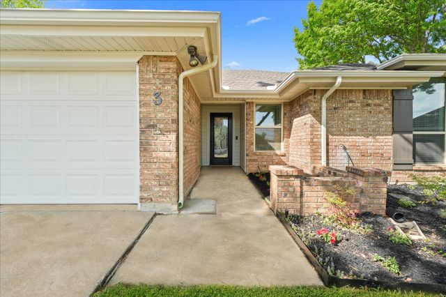 3 Hastings Court, Mansfield, TX 76063