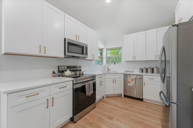 3 Hastings Court, Mansfield, TX 76063