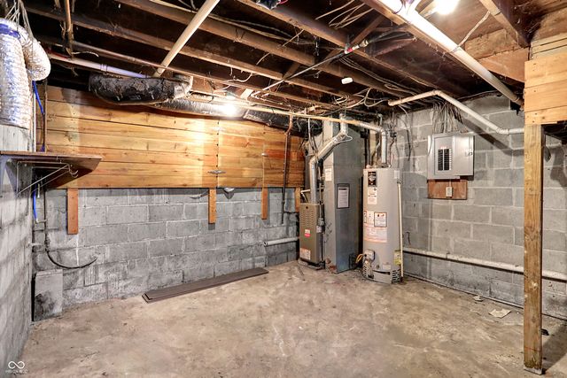 2645 Collier Street, Indianapolis, IN 46241