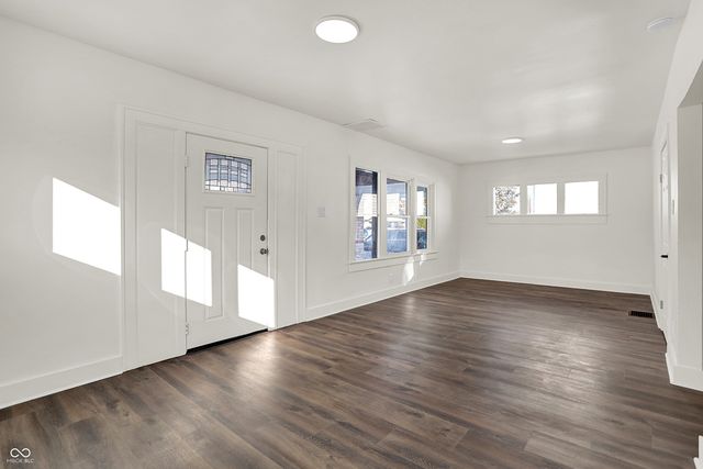 2645 Collier Street, Indianapolis, IN 46241