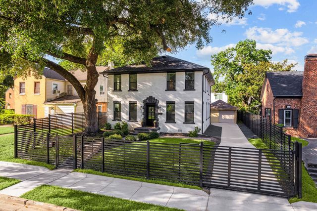 2613 Wichita Street, Houston, TX 77004