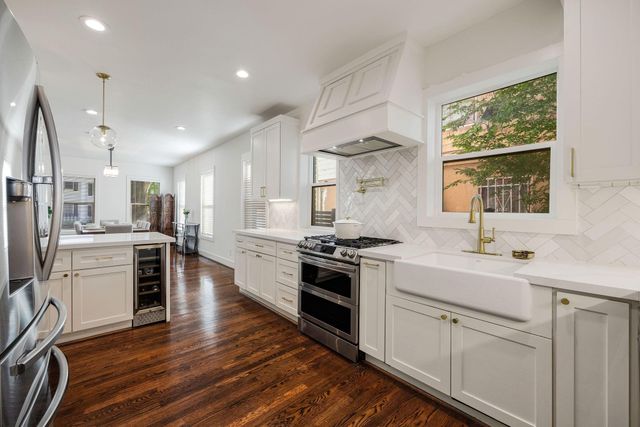 2613 Wichita Street, Houston, TX 77004