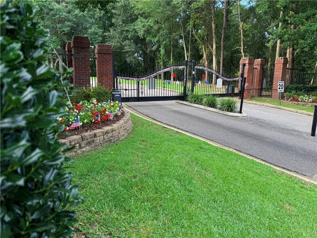 246 Spring Lake Drive N, Mobile, AL 36695 — photo 3