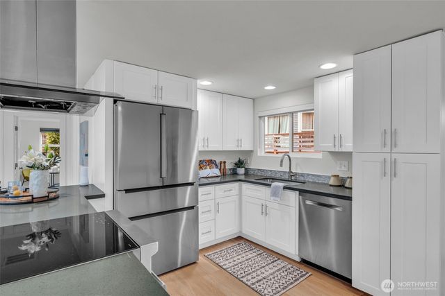 3203 35th Avenue S, Seattle, WA 98144