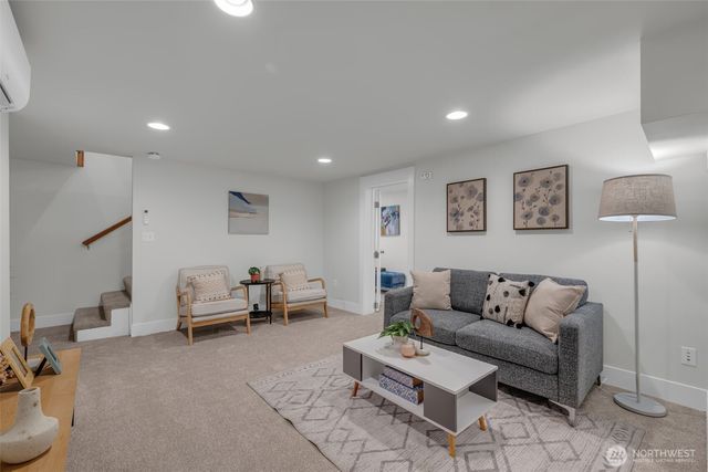 3203 35th Avenue S, Seattle, WA 98144