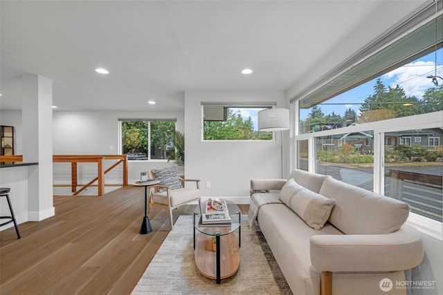 3203 35th Avenue S, Seattle, WA 98144