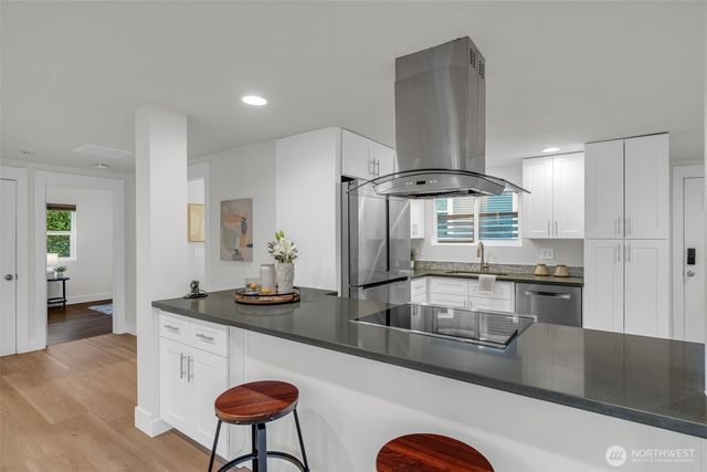3203 35th Avenue S, Seattle, WA 98144