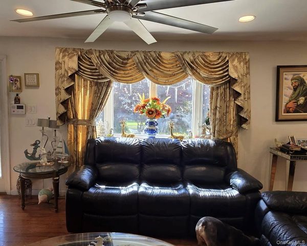 719 Oriole Avenue, West Hempstead, NY 11552