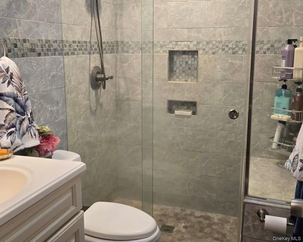 719 Oriole Avenue, West Hempstead, NY 11552