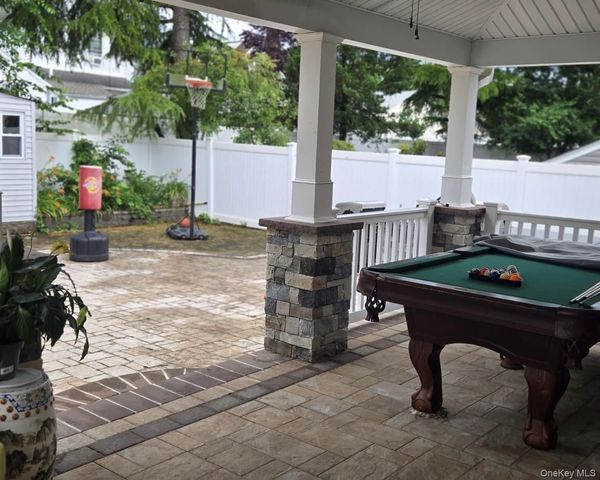 719 Oriole Avenue, West Hempstead, NY 11552