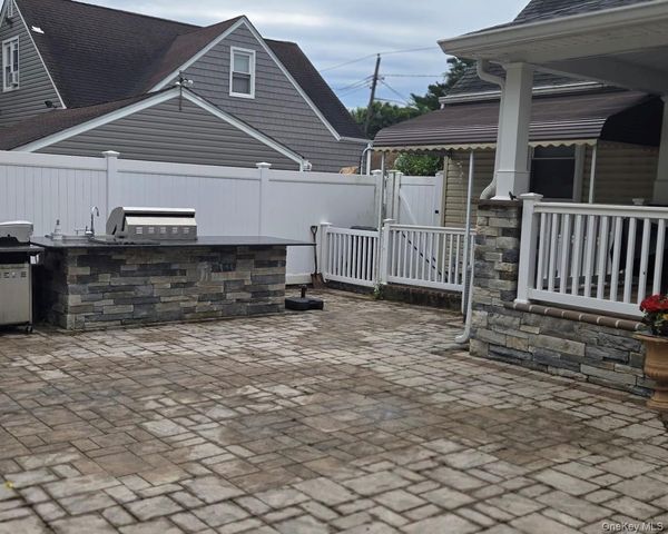 719 Oriole Avenue, West Hempstead, NY 11552