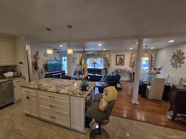 719 Oriole Avenue, West Hempstead, NY 11552