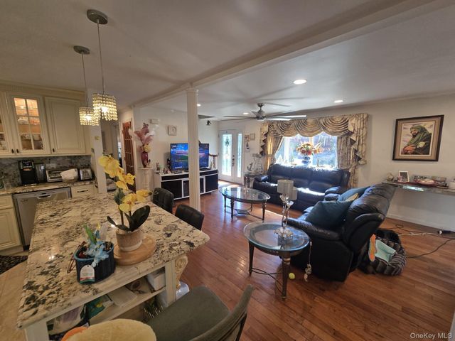 719 Oriole Avenue, West Hempstead, NY 11552