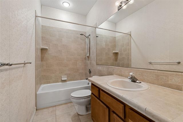 2204 ELIZABETH WAY, Dunedin, FL 34698