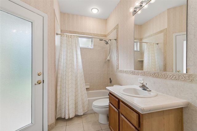 2204 ELIZABETH WAY, Dunedin, FL 34698