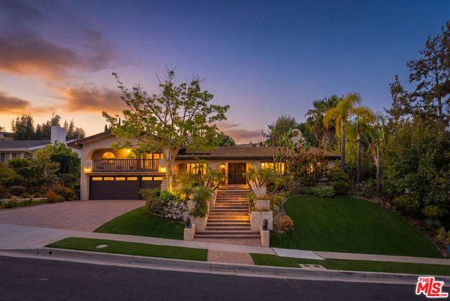 4152 Falling Leaf Drive, Encino, CA 91316