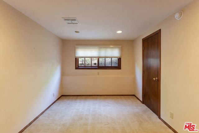 4152 Falling Leaf Drive, Encino, CA 91316