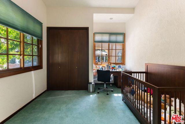 4152 Falling Leaf Drive, Encino, CA 91316