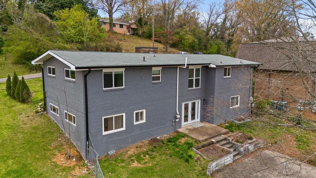 208 Buena Vista Drive, Chattanooga, TN 37404