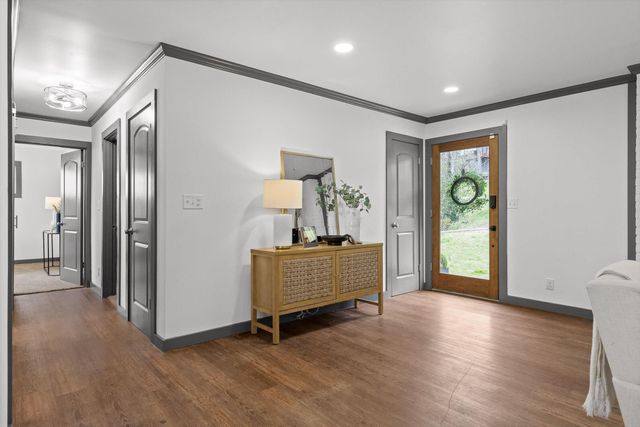 208 Buena Vista Drive, Chattanooga, TN 37404