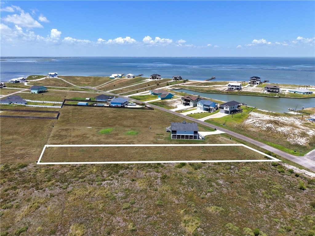 1502 Cape Velero Dr, Rockport, TX 78382 — photo 5