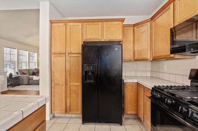 260 Fieldstone Dr, Murphys, CA 95247