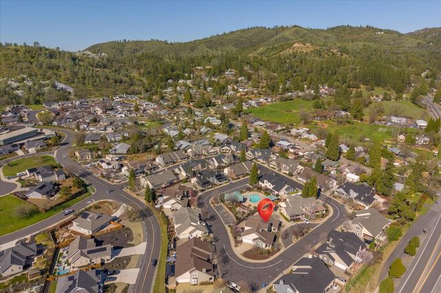 260 Fieldstone Dr, Murphys, CA 95247