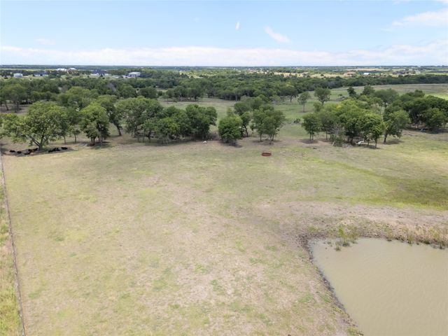 850 Cooke Road, Ennis, TX 75119
