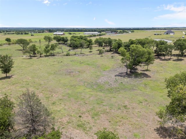 850 Cooke Road, Ennis, TX 75119
