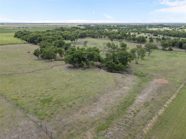 850 Cooke Road, Ennis, TX 75119