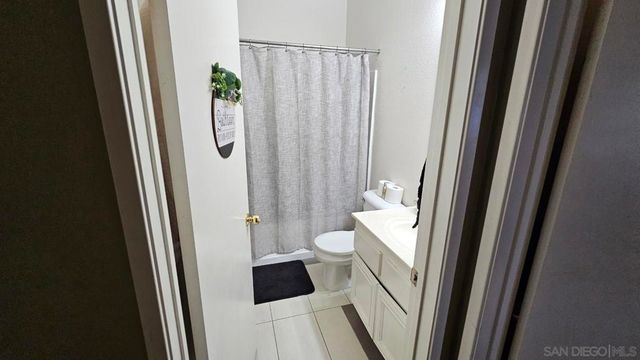 14510 Camino De La Luna 6, San Diego, CA 92127