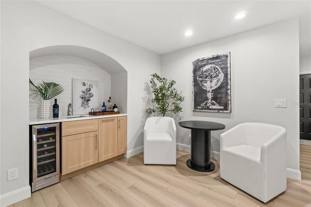 2000 KANSAS AVENUE NE, St Petersburg, FL 33703