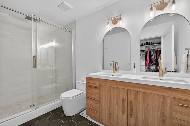 2000 KANSAS AVENUE NE, St Petersburg, FL 33703