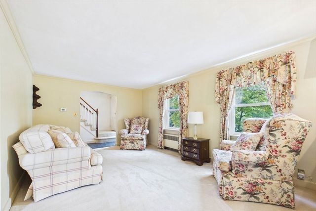 30 Manor Road, Waltham, MA 02453