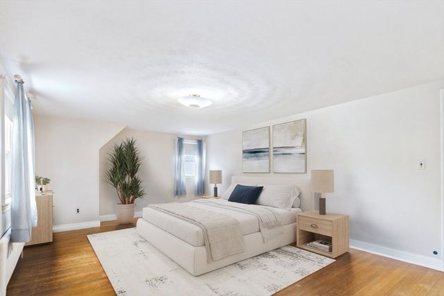 30 Manor Road, Waltham, MA 02453