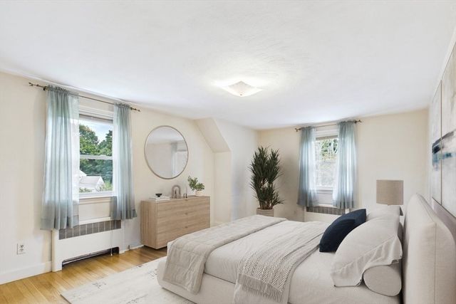 30 Manor Road, Waltham, MA 02453