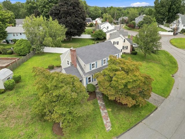 30 Manor Road, Waltham, MA 02453