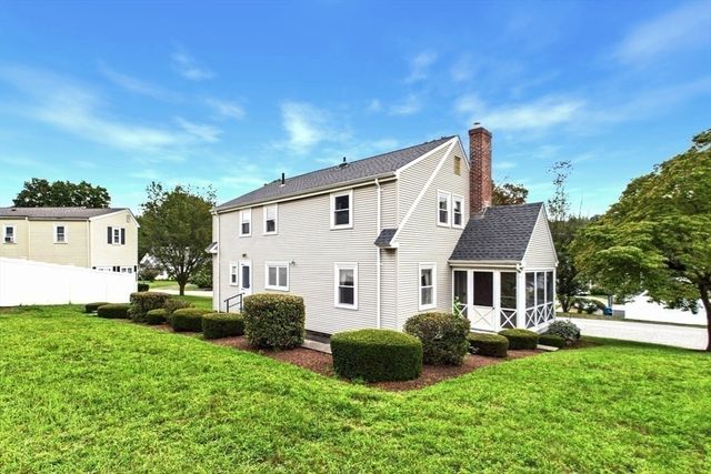 30 Manor Road, Waltham, MA 02453
