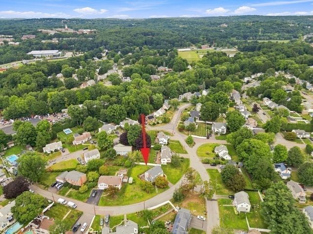 30 Manor Road, Waltham, MA 02453