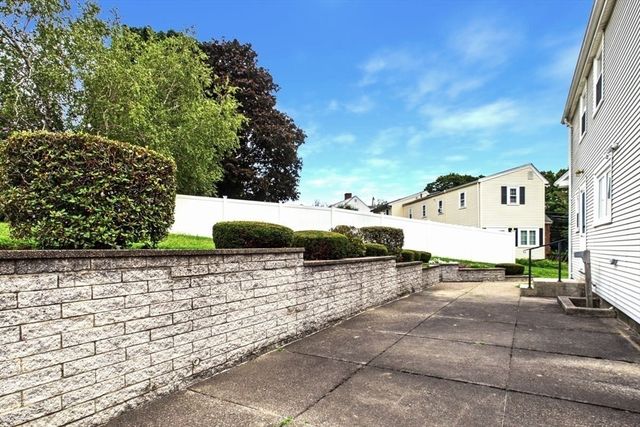 30 Manor Road, Waltham, MA 02453