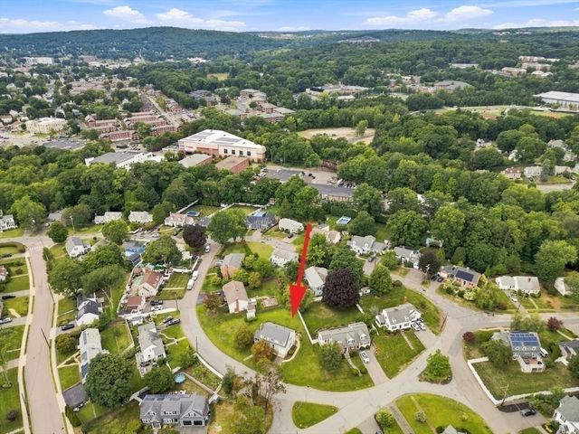30 Manor Road, Waltham, MA 02453